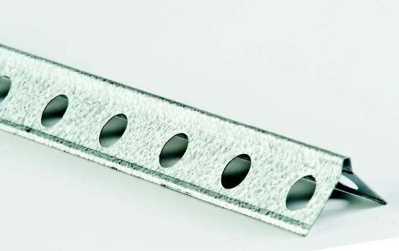 COIN - TROUS RONDS - 2,60 m